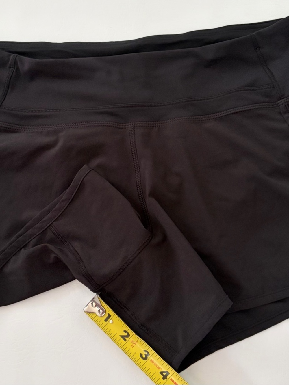 Lululemon Women’s Shorts Run Times
Short II 4" BLACK Lined Size 10 - Picture 16 of 16